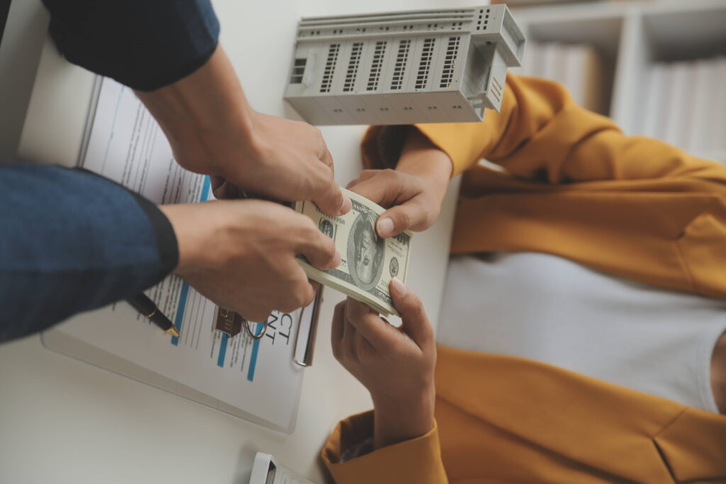 TJUE: No evaluar la solvencia de un consumidor conlleva la nulidad del contrato de préstamo y la pérdida del derecho al pago de los intereses .